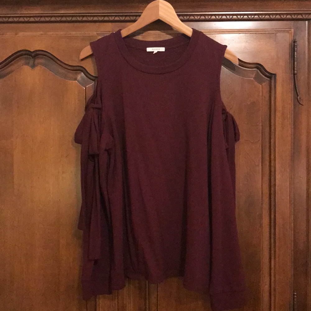 Pleione Cold Shoulder Tie-sleeve Sweatshirt